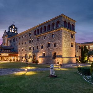 Hotel & Spa Monasterio De Boltana